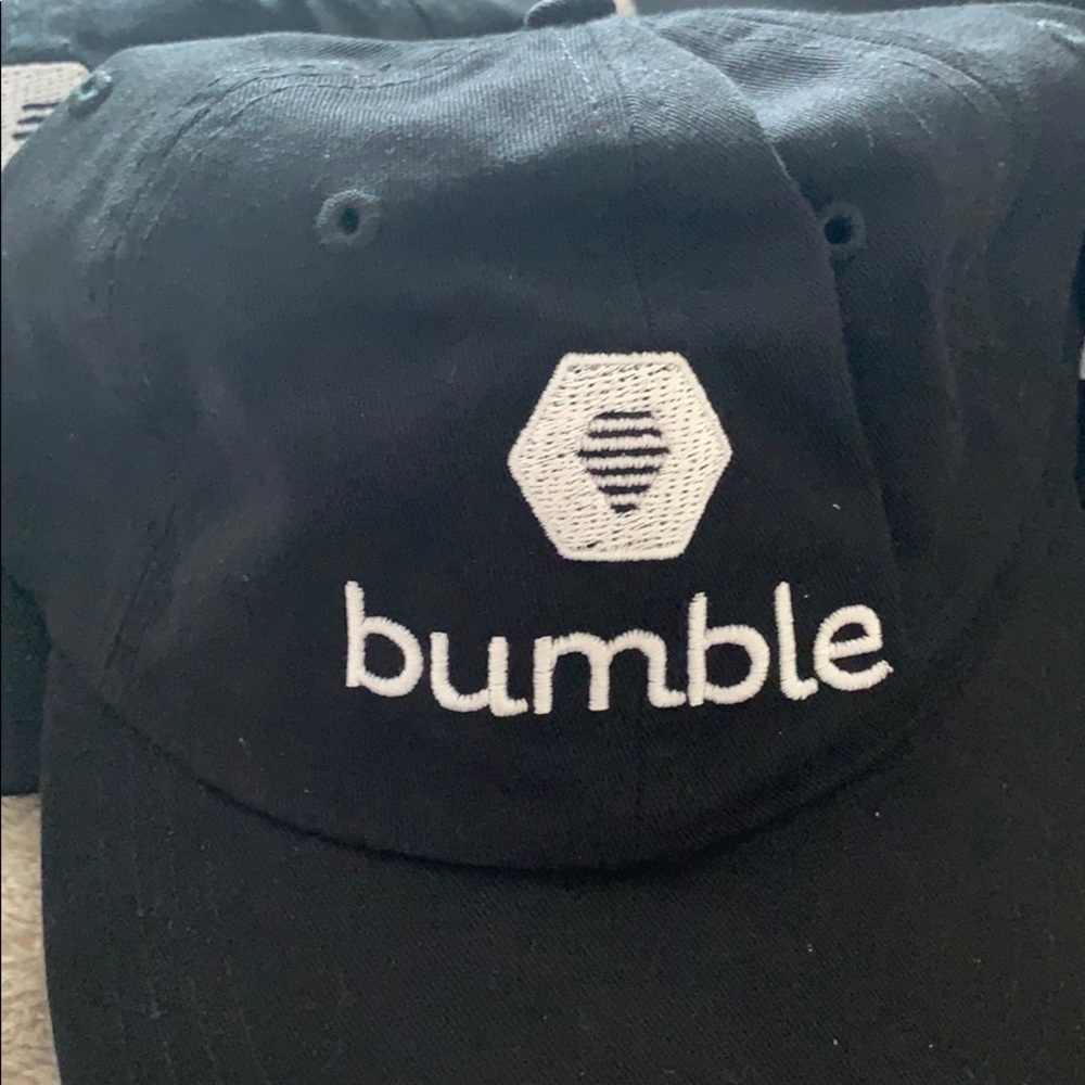 Bumble baseball caps - Picture 2 of 2